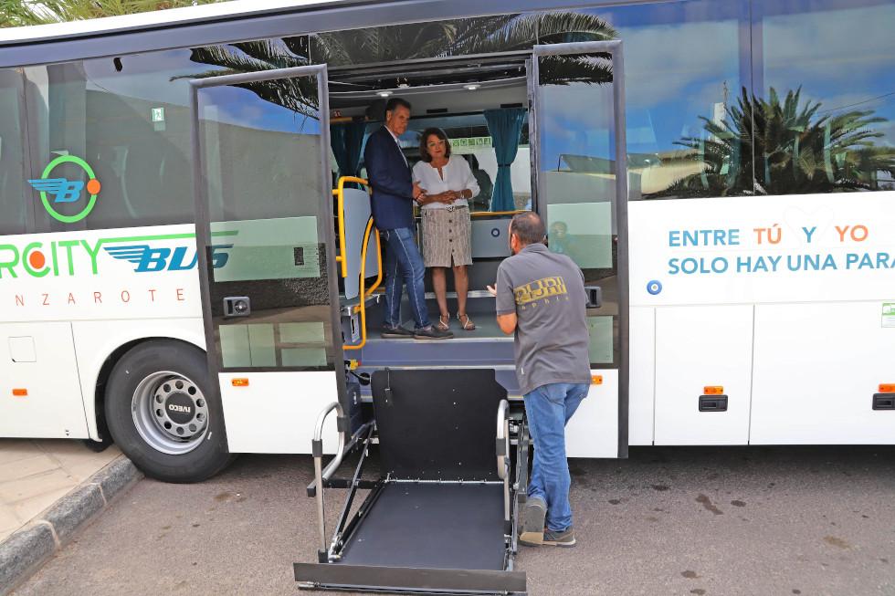 Veřejnou dopravu na Lanzarote posílily autobusy Crossway