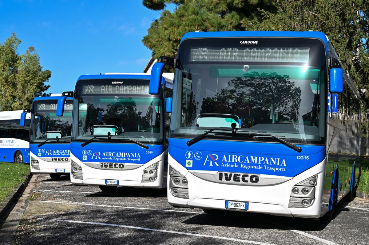 Iveco Bus dodává do Kampánie 196 autobusů Crossway a Daily