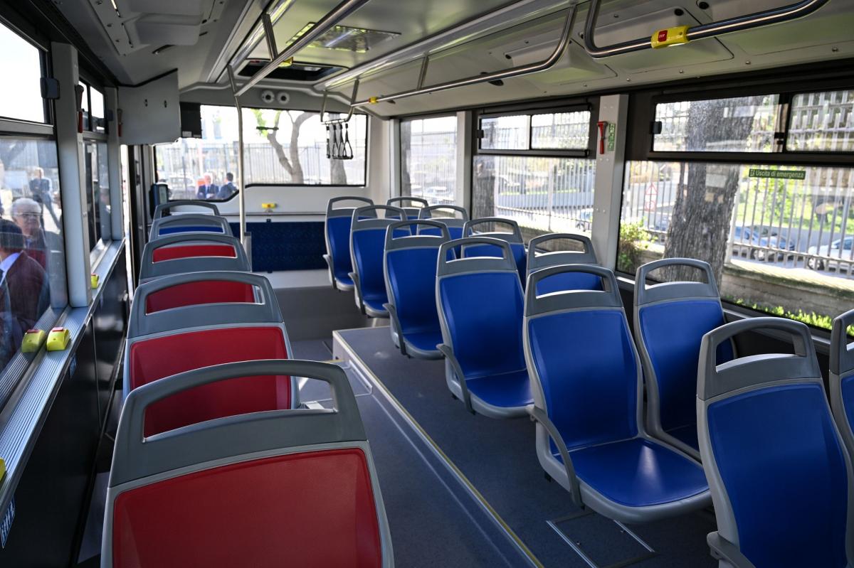 Iveco Bus dodává do Kampánie 196 autobusů Crossway a Daily