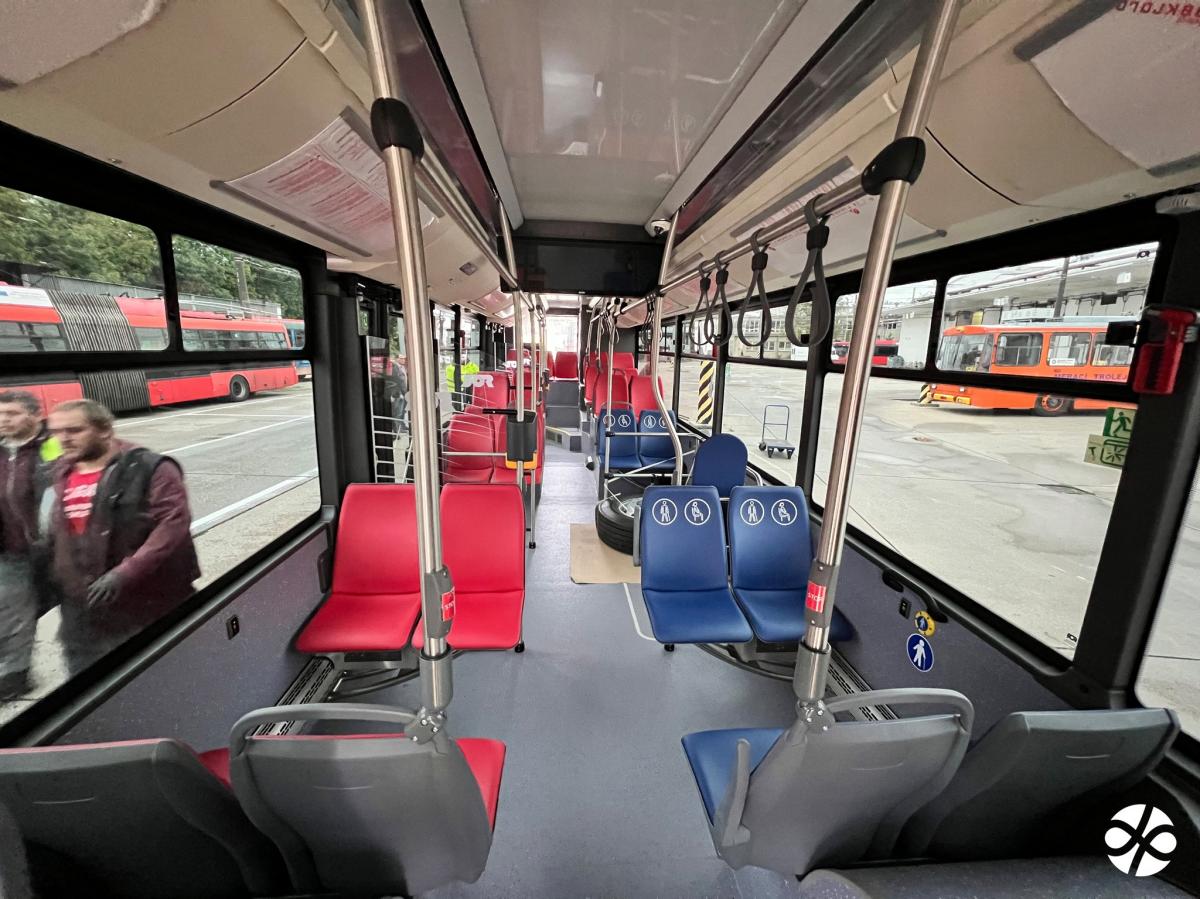 Dopravní podnik Bratislava v listopadu převezme trolejbusy SOR TNS 12 