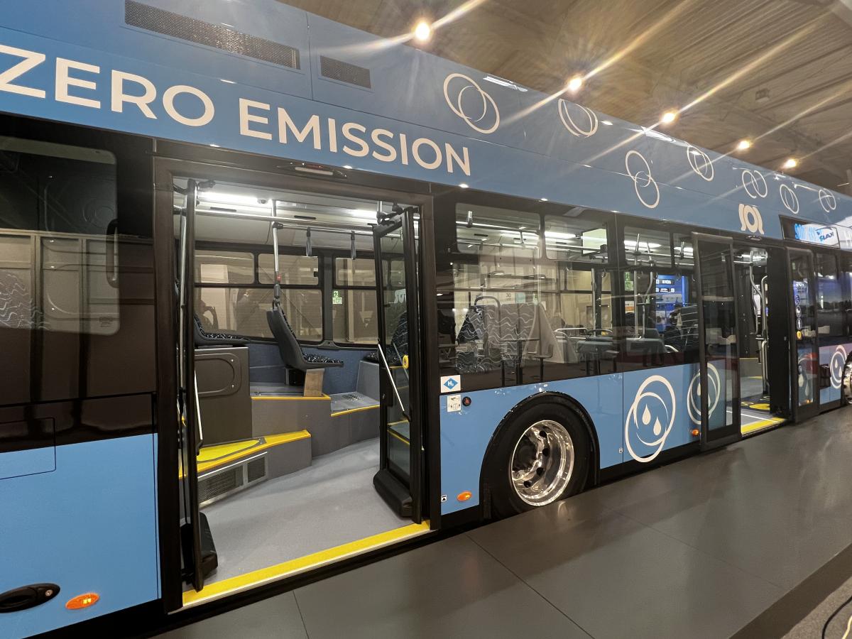 Vodíkový SOR NSF 12 v premiéře na Czechbusu 