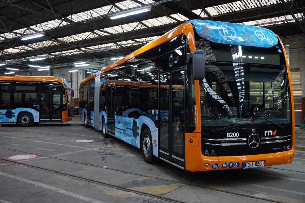 Daimler Buses dodal první eCitaro G s palivovými články