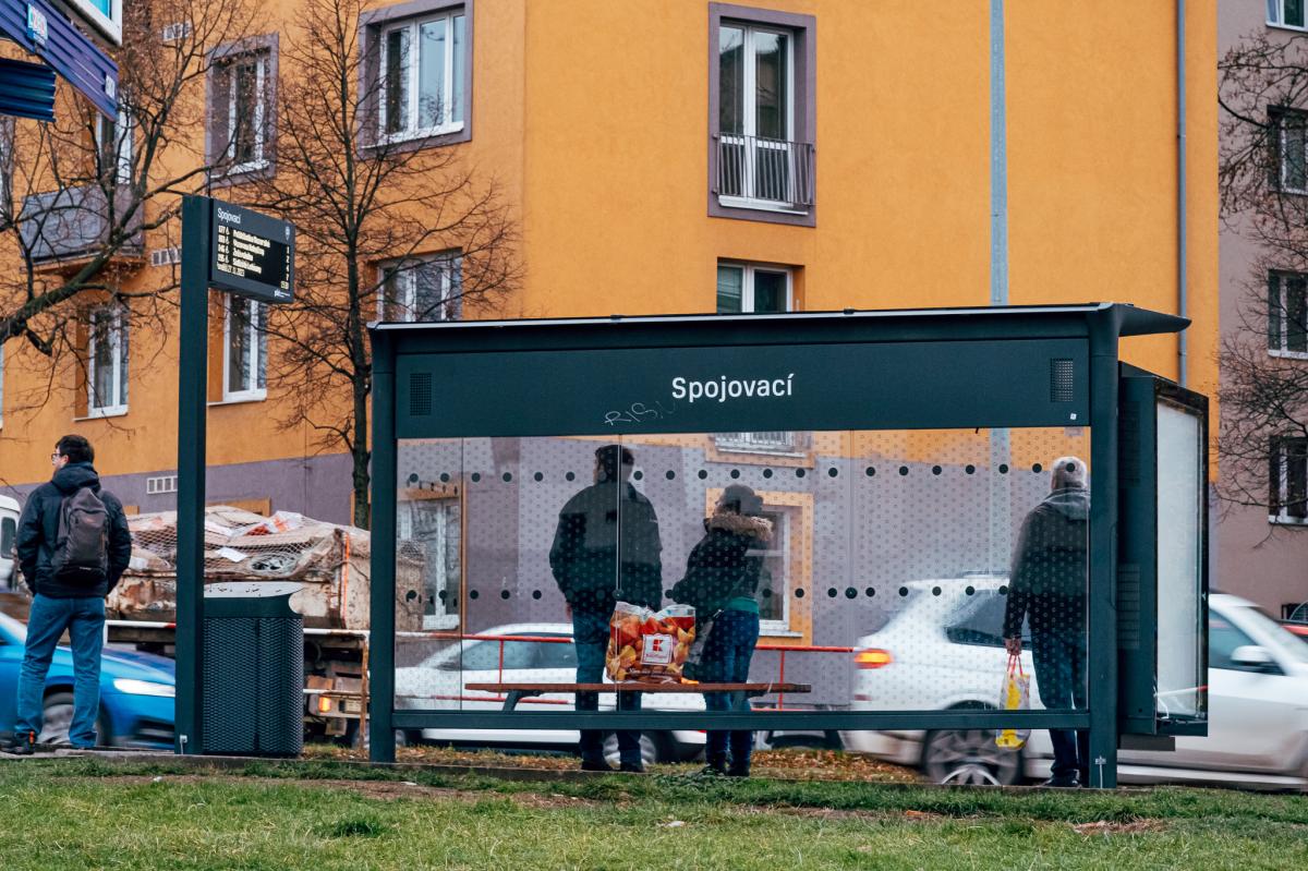 Praha bude mít dalších 150 zastávek s infopanely