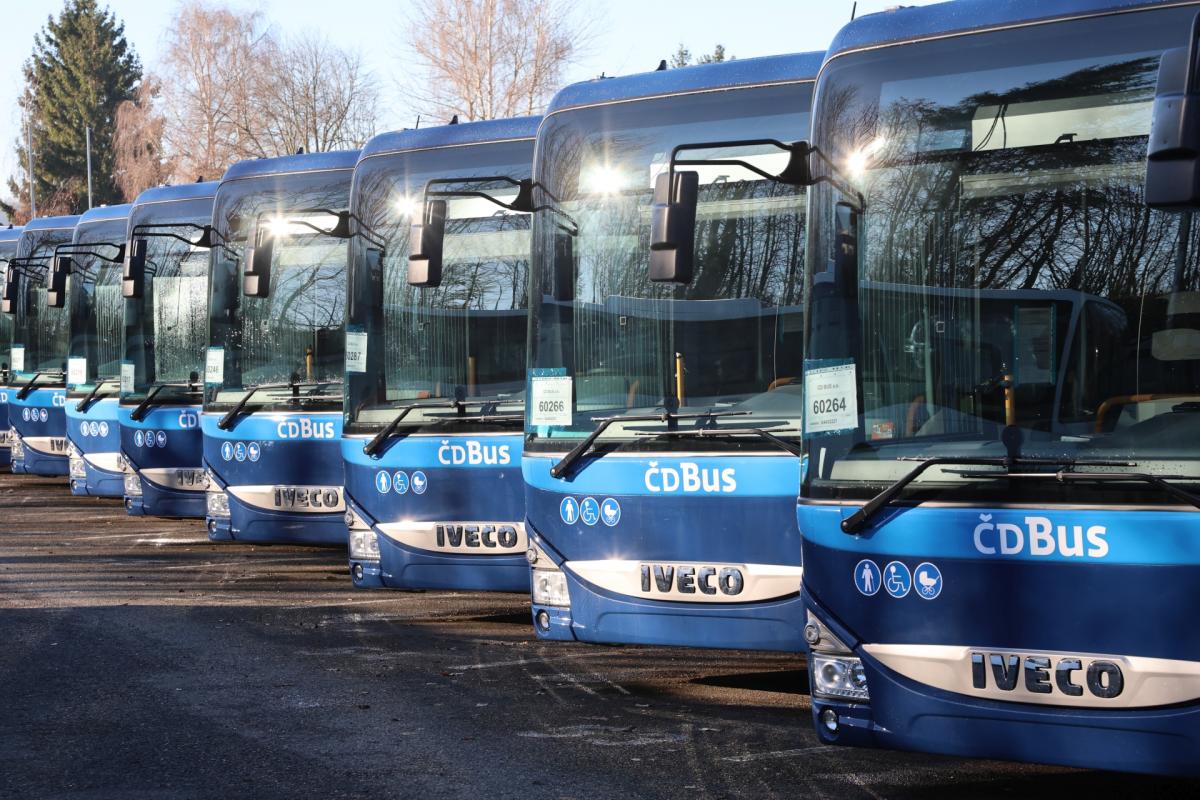 IVECO BUS dodal 10 nových autobusů Crossway LE pro ČD Bus
