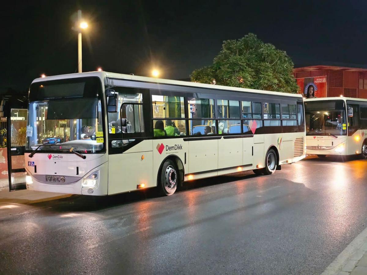 První velký úspěch v Senegalu pro IVECO BUS: 370 CROSSWAY pro Dakar