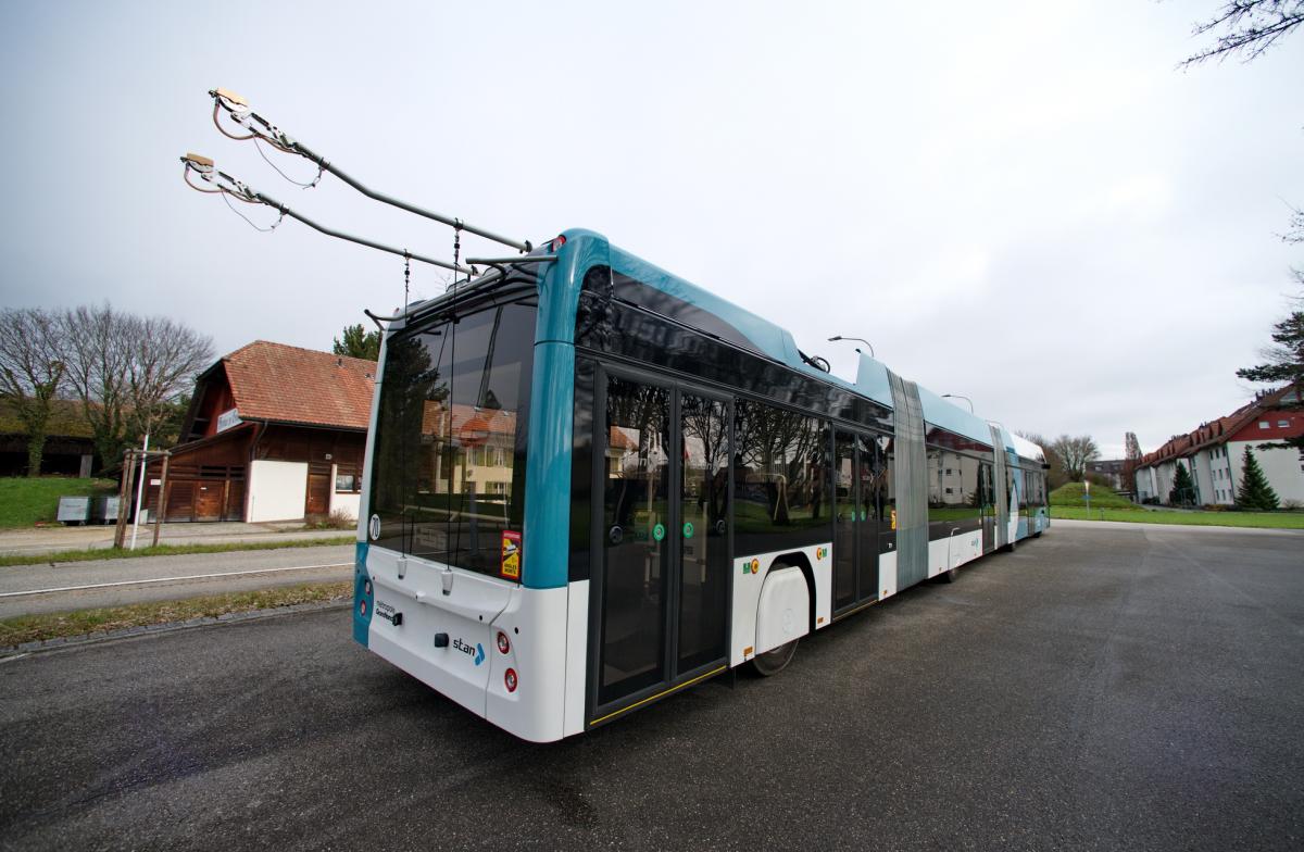 Dvoukloubový trolejbus Hess lightTram přijel do Nancy