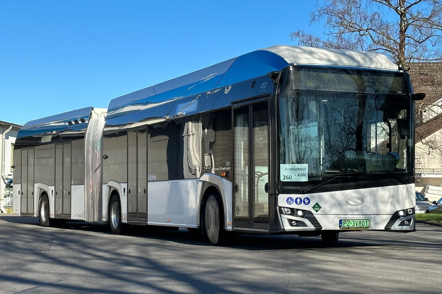Vodíková autobusová flotila mezi Kolínem nad Rýnem a Bonnem se opět rozroste
