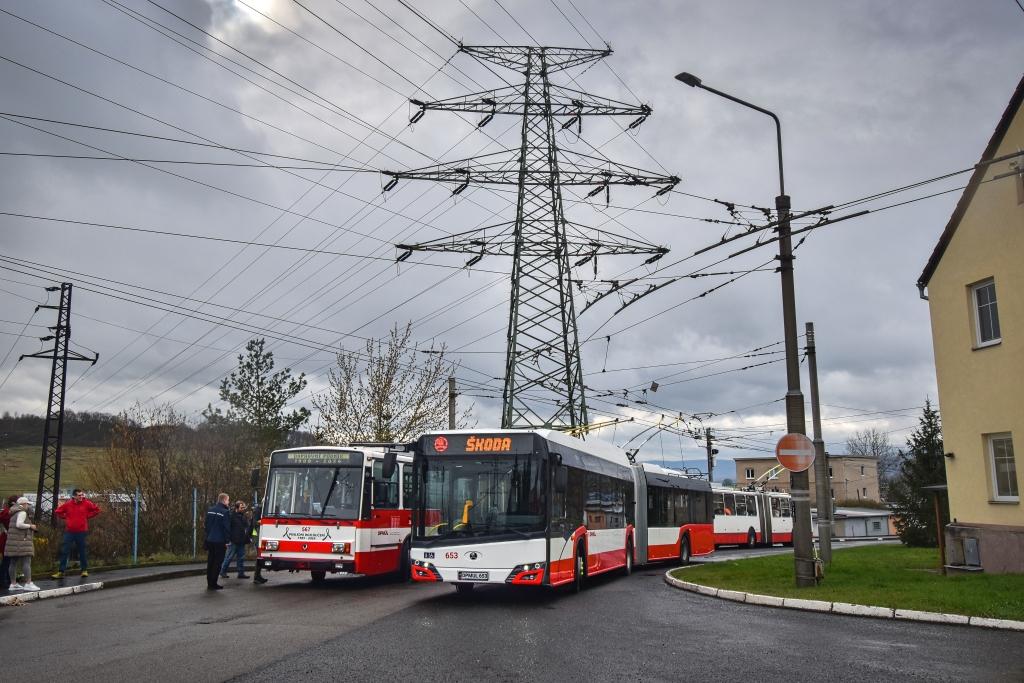 Ústí nad Labem se rozloučilo s trolejbusy Škoda 15 Tr