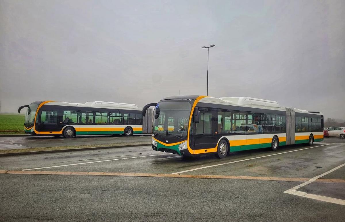 Liberecký dopravní podnik objednal od SOR kloubové autobusy na CNG