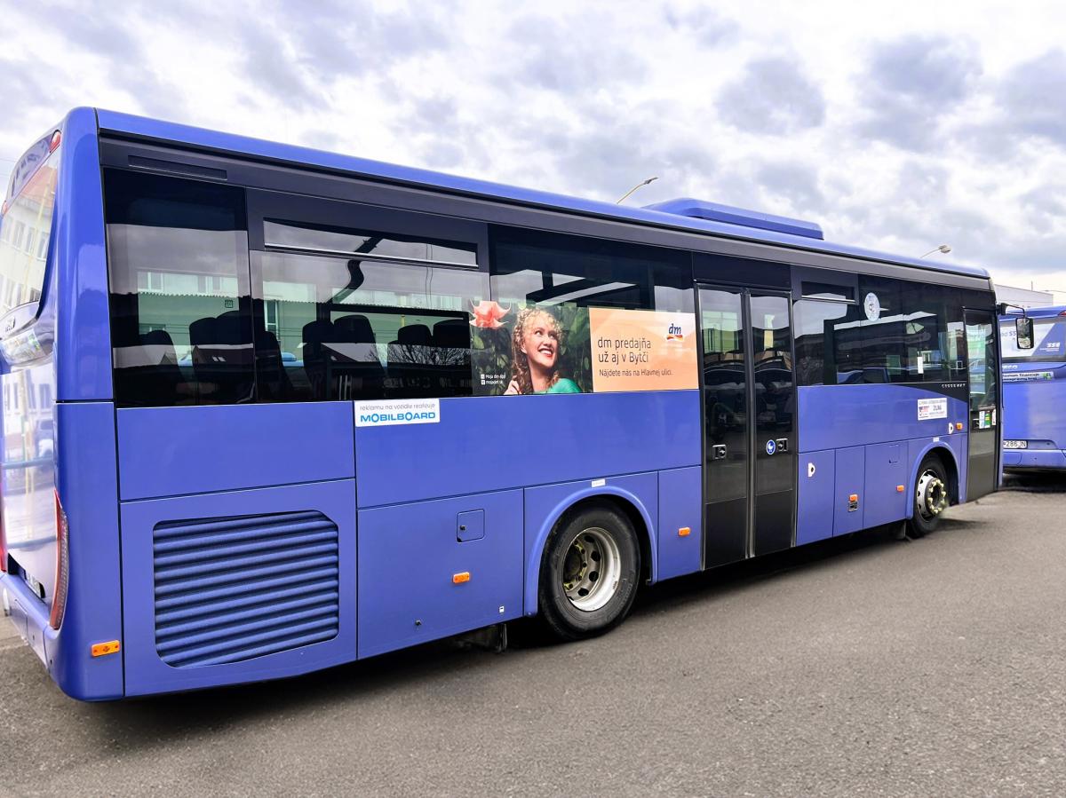 MOBILBOARD získal výhradní povolení provozovat reklamu na autobusech v Žilině