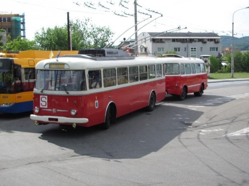 Historická vozidla ve Zlíně a Otrokovicích