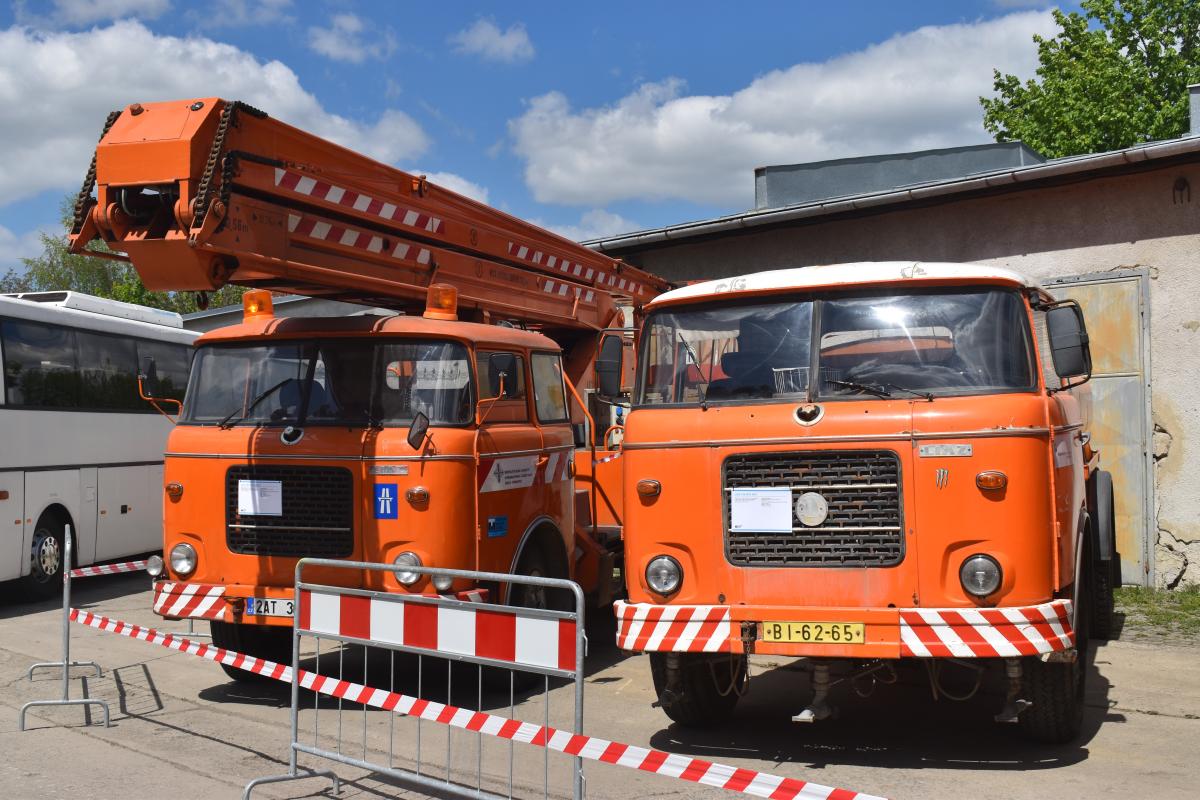 Přehlídka automobilové techniky v depozitáři TMB v Řečkovicích