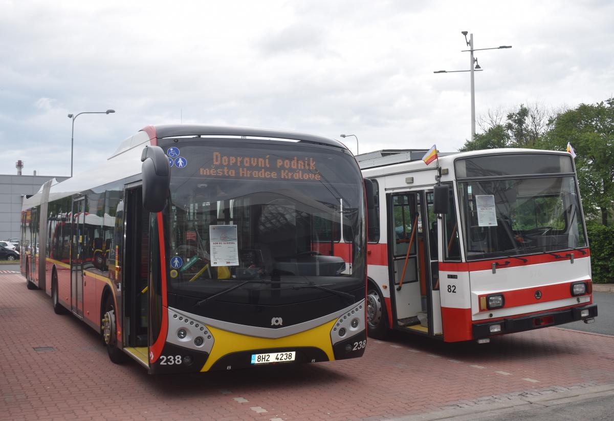 Oslavy 75 let trolejbusové dopravy v Hradci Králové