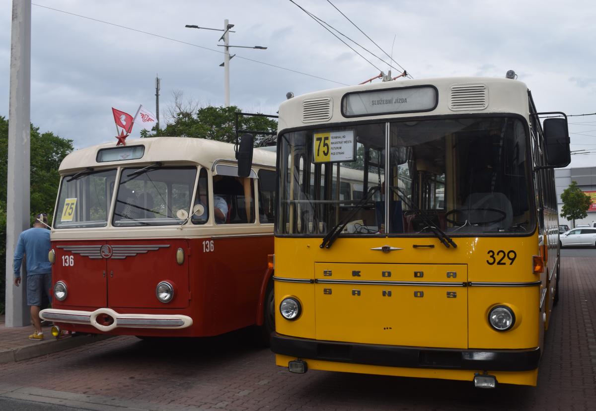 Oslavy 75 let trolejbusové dopravy v Hradci Králové