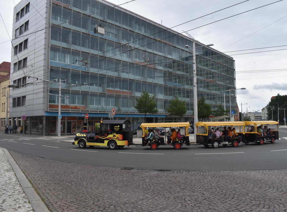 Oslavy 75 let trolejbusové dopravy v Hradci Králové