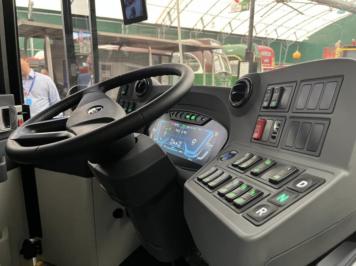 BYD představil v Londýně v premiéře elektrický double decker