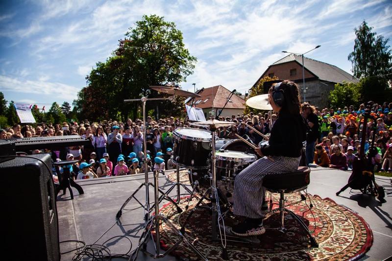CROSSWAY jako mobilní koncertní prostor Music Bus