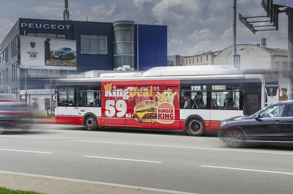 Hoši děkujem, tématická tramvaj jezdila v Brně 