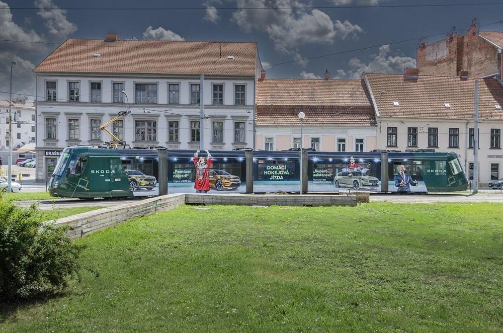 Hoši děkujem, tématická tramvaj jezdila v Brně 