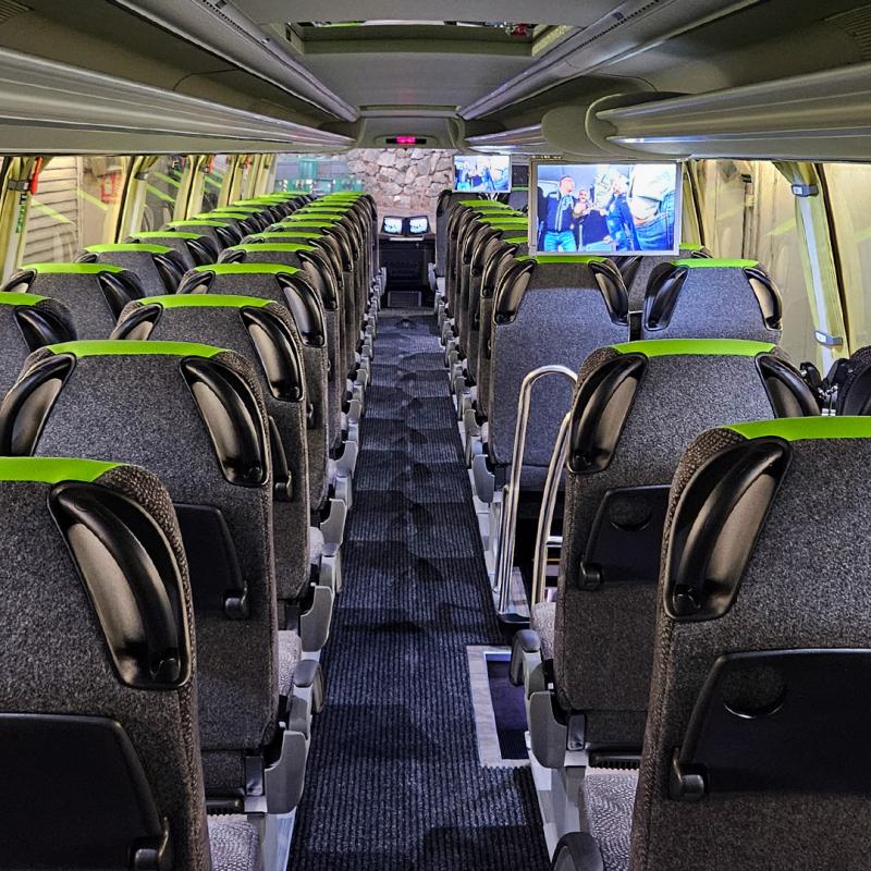 Na linkách FlixBus do Budapešti jezdí dvoupodlažní Beulas