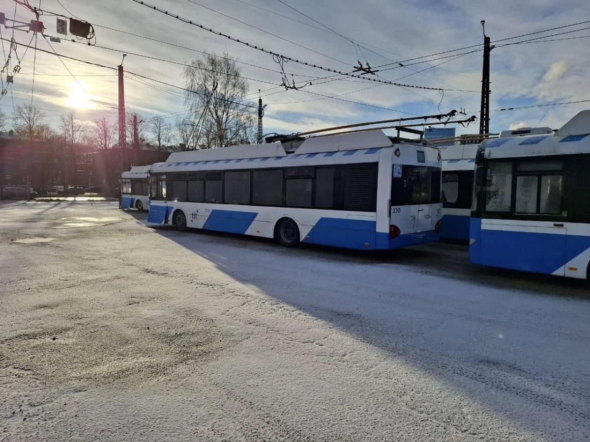 Tallinn prodal své trolejbusy, nové dodá Solaris nebo Škoda Group