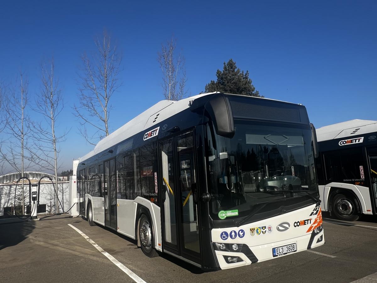 COMETT PLUS ukázal své moderní depo pro nabíjení elektrobusů 