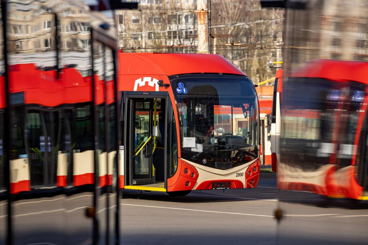 Vilnius už má od Škodovky 80 nových trolejbusů