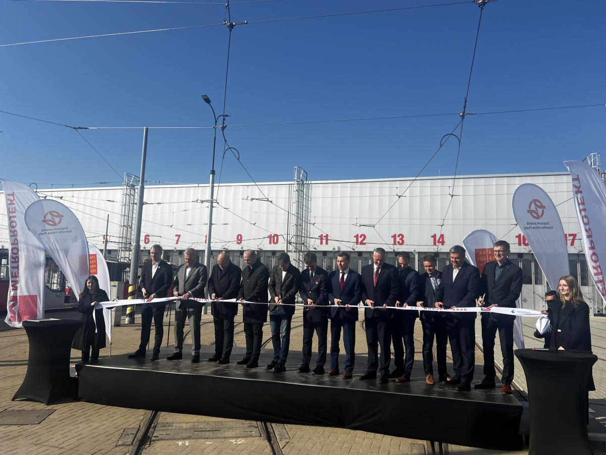 Do pražské hloubětínské vozovny se 21. března vrací tramvaje