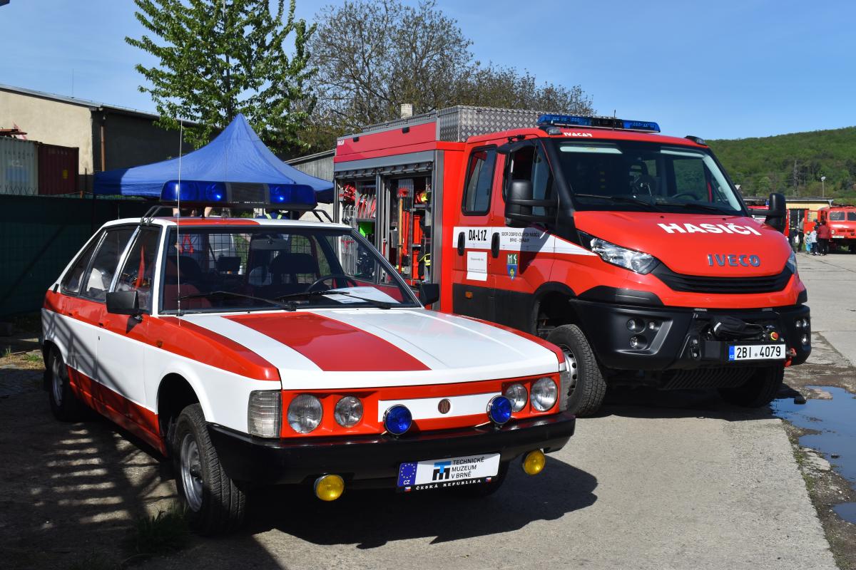 Přehlídka automobilové techniky v depozitáři Brno-Řečkovice