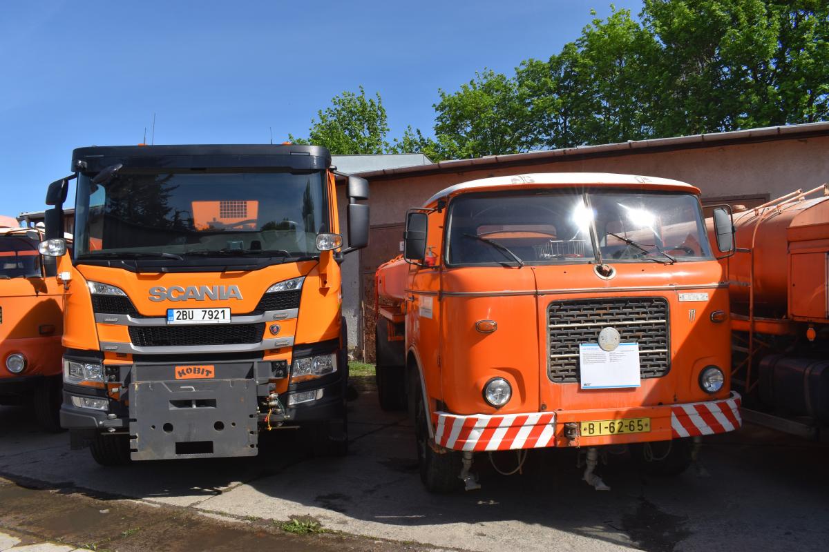 Přehlídka automobilové techniky v depozitáři Brno-Řečkovice