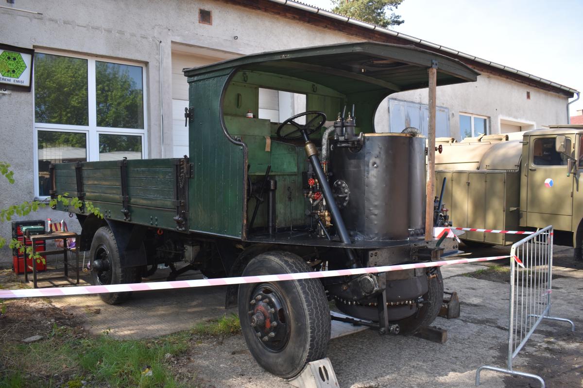 Přehlídka automobilové techniky v depozitáři Brno-Řečkovice