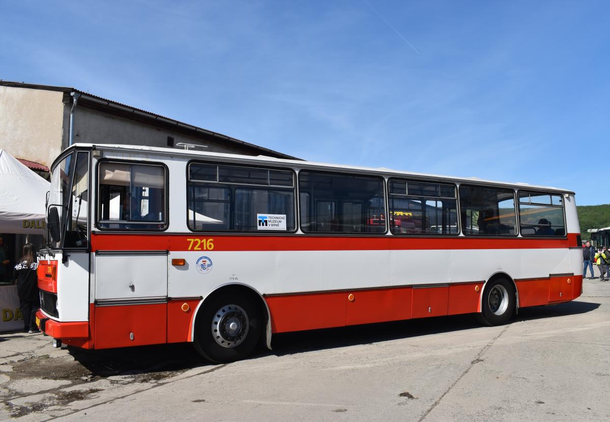 Přehlídka automobilové techniky v depozitáři Brno-Řečkovice
