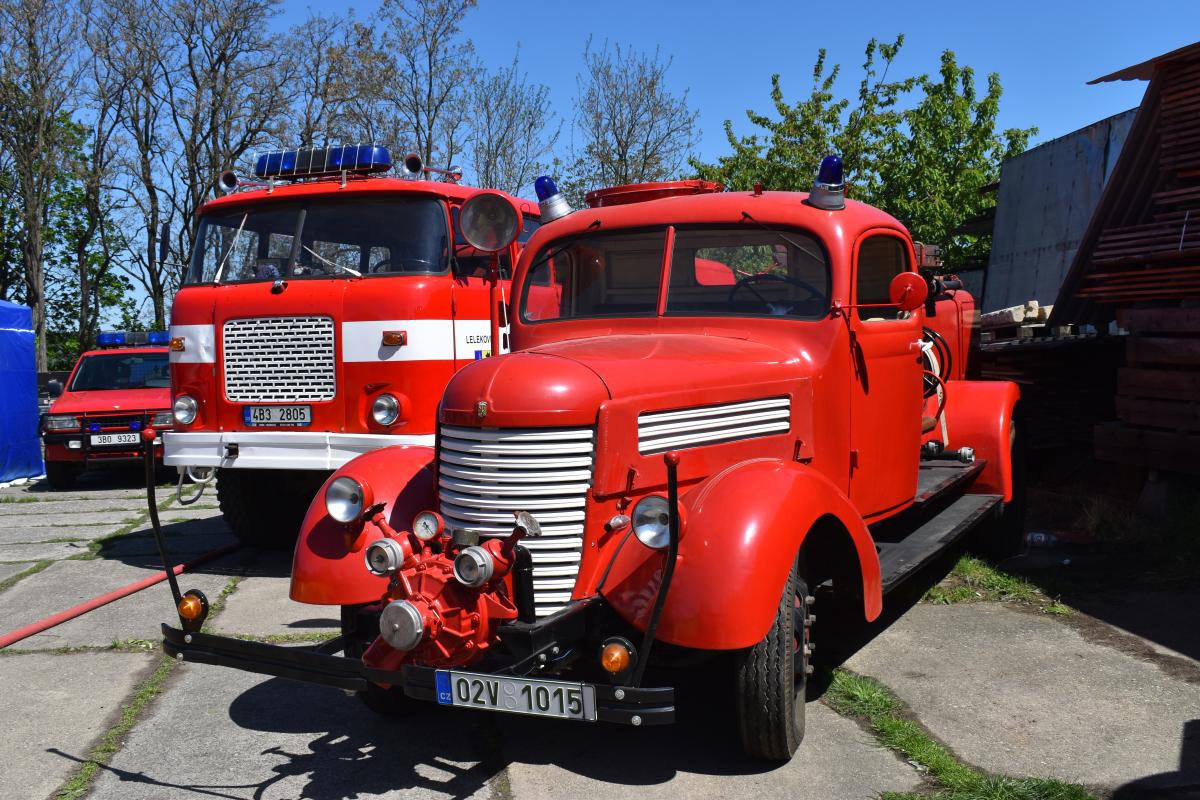 Přehlídka automobilové techniky v depozitáři Brno-Řečkovice