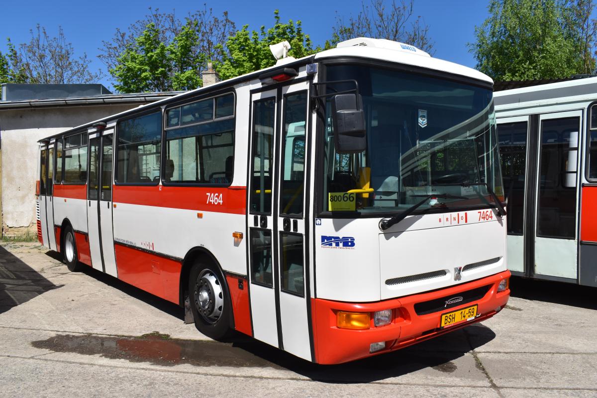 Přehlídka automobilové techniky v depozitáři Brno-Řečkovice