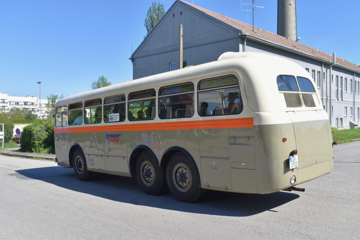 Přehlídka automobilové techniky v depozitáři Brno-Řečkovice