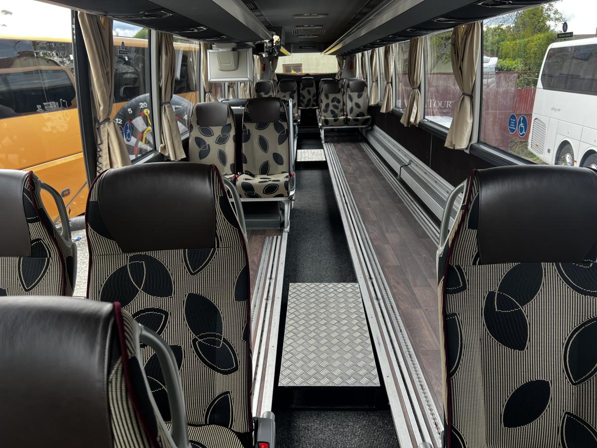 Autobusy v Praze na Letné a Vega Tour 17. května 2025