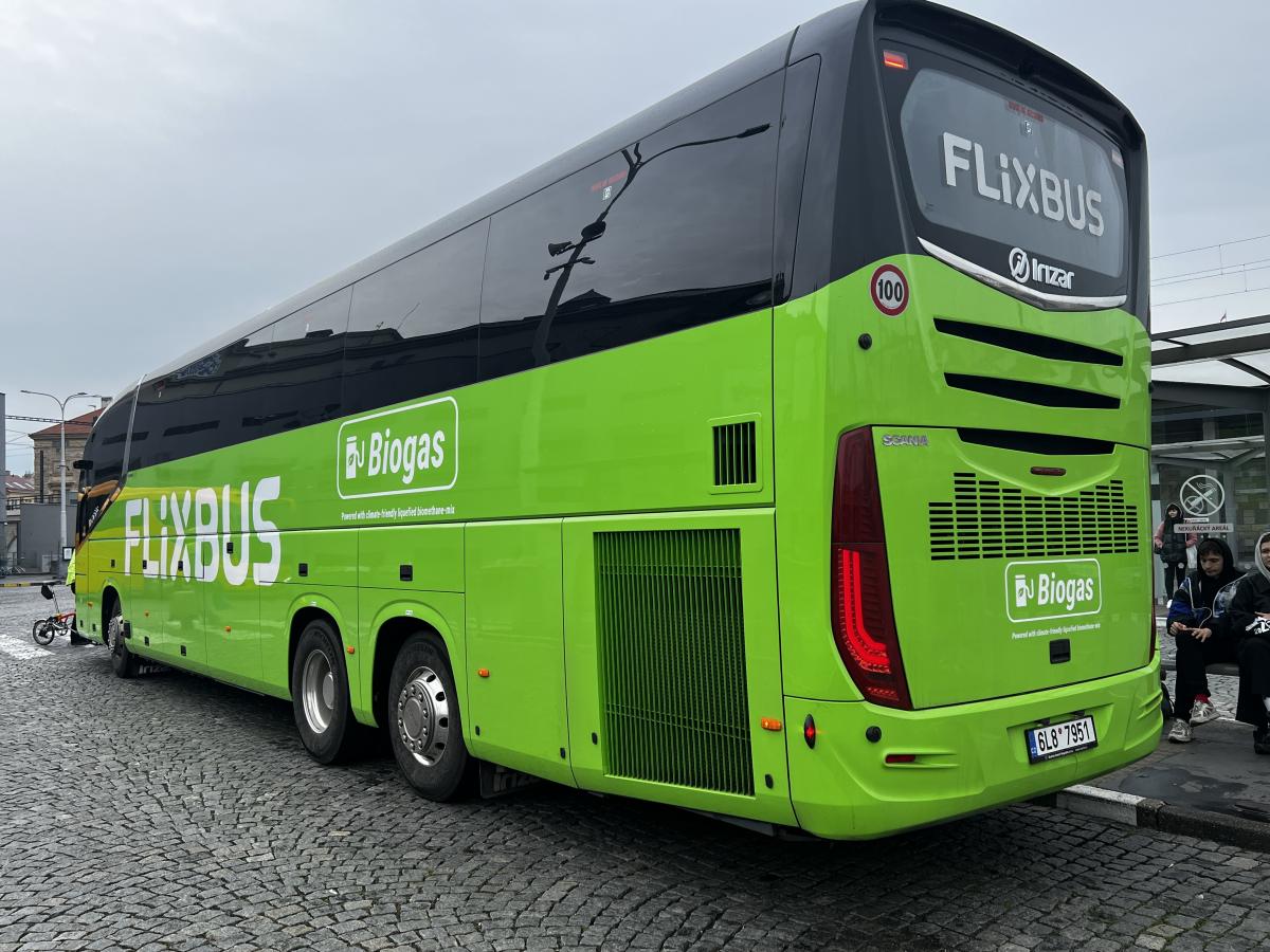 FlixBus a UMSE posílají do provozu první autobusy na LNG v Česku