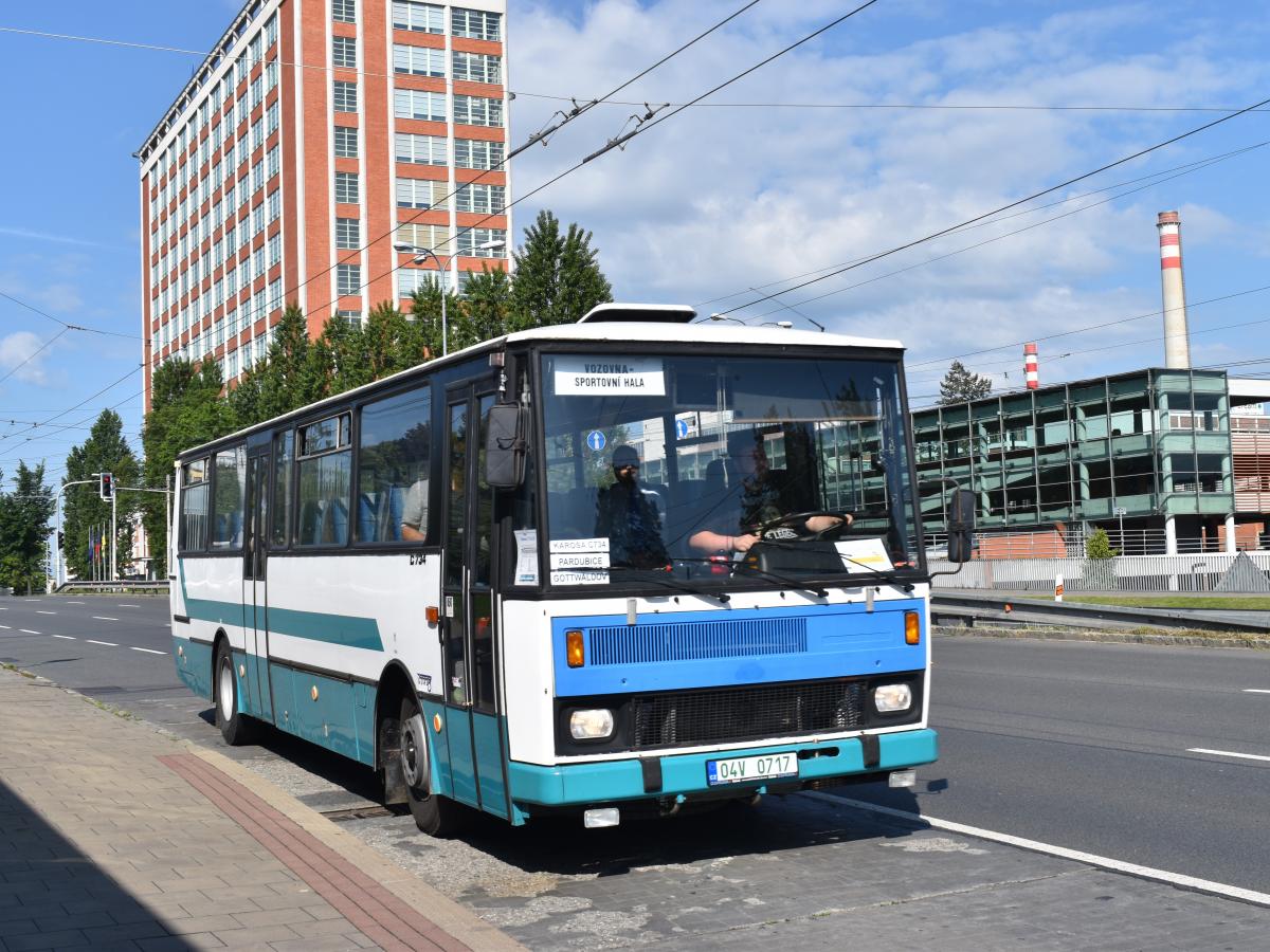 Na den otevřených dveří přišlo do vozovny DSZO téměř 7 500 návštěvníků