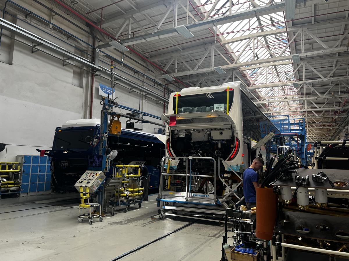 Podívejte se s námi do IVECO BUS ve Vysokém Mýtě
