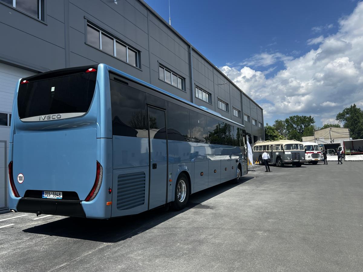 Podívejte se s námi do IVECO BUS ve Vysokém Mýtě