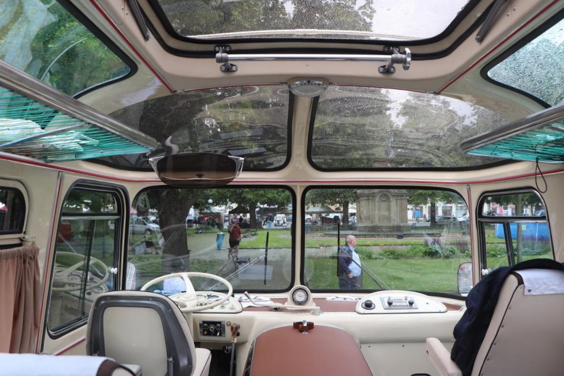 Premiéra autobusu Škoda 706 LUX č. 1  z roku 1956 