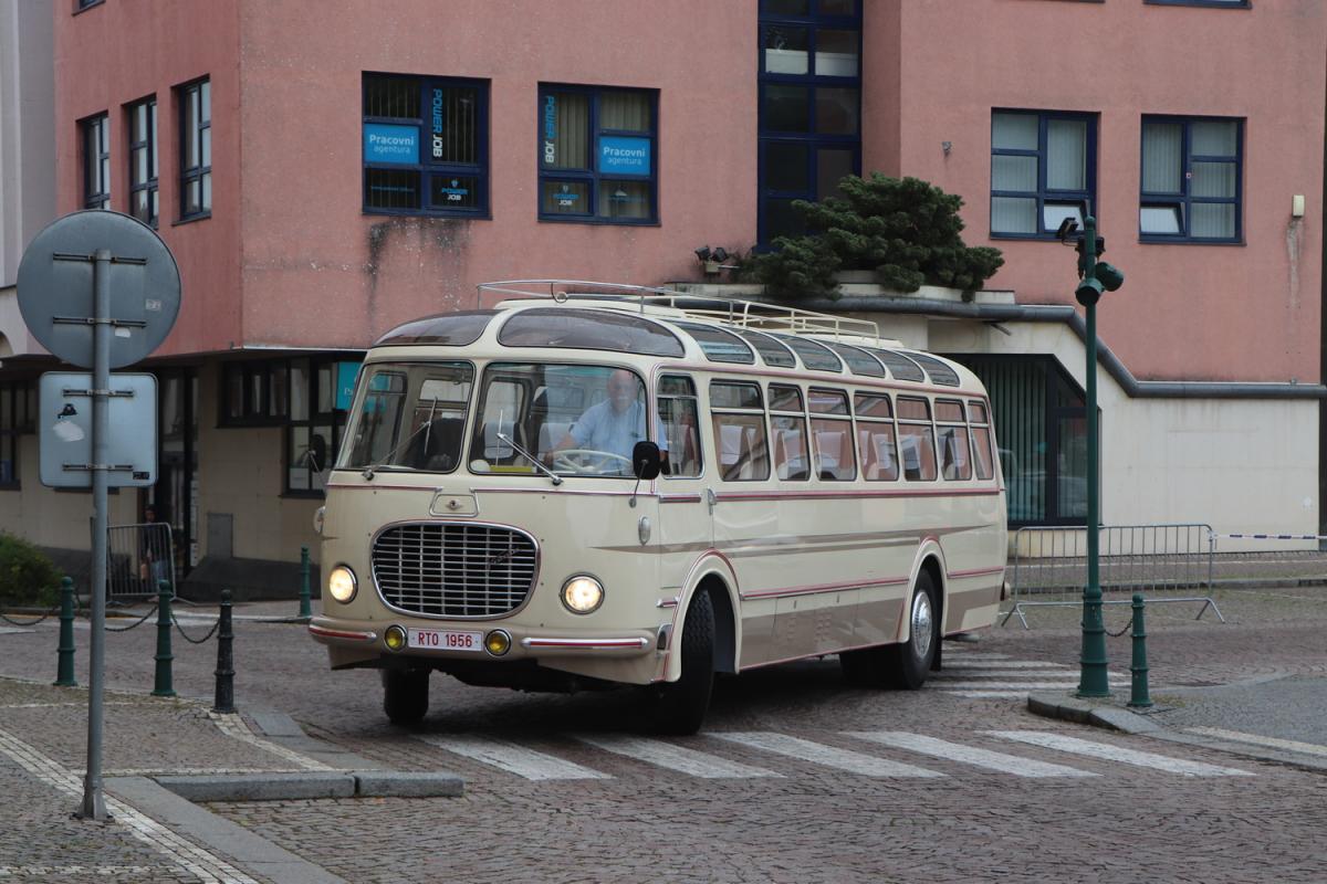 Premiéra autobusu Škoda 706 LUX č. 1  z roku 1956 