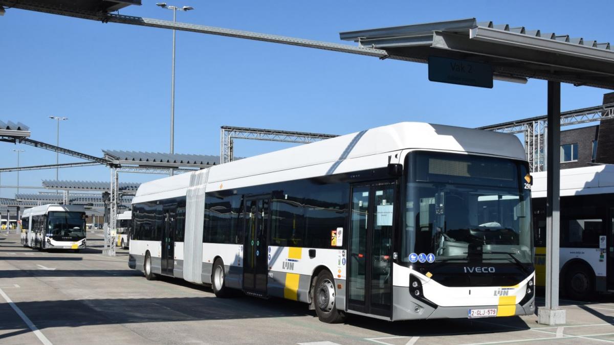 De Lijn objednala 290 elektrických autobusů od Iveco, VDL a BYD