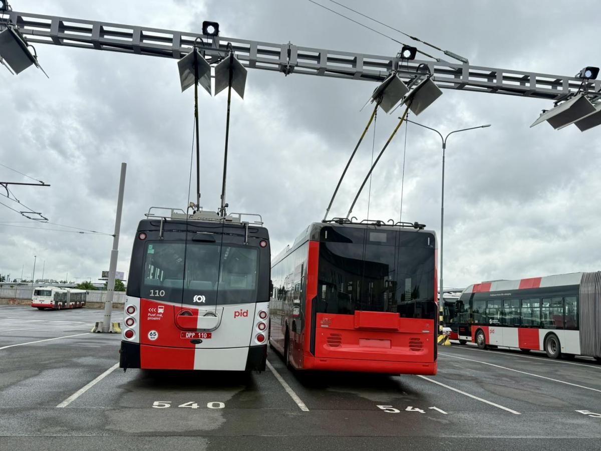 Bozankaya přivezla do Prahy první trolejbus