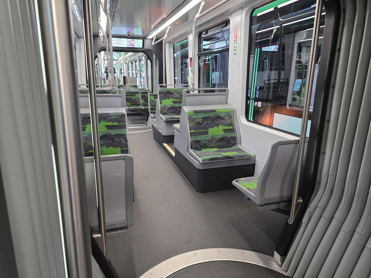 Nové tramvaje od Škodovky vyjely s cestujícími ve Frankfurtu nad Odrou