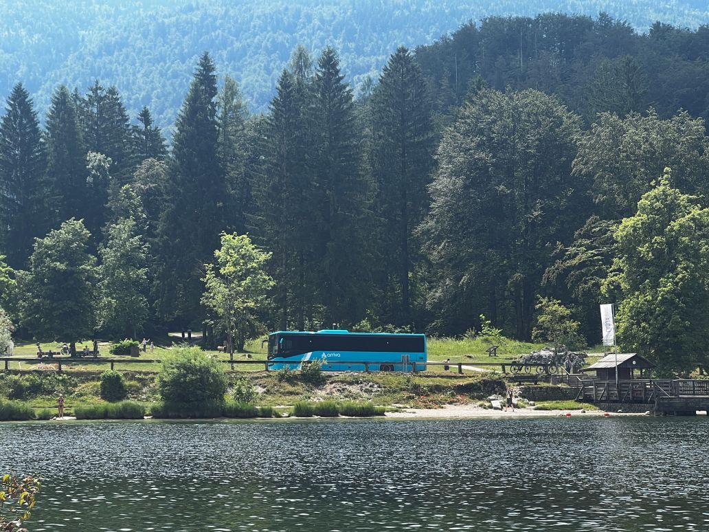 Arriva ve Slovinsku převzala nové meziměstské autobusy