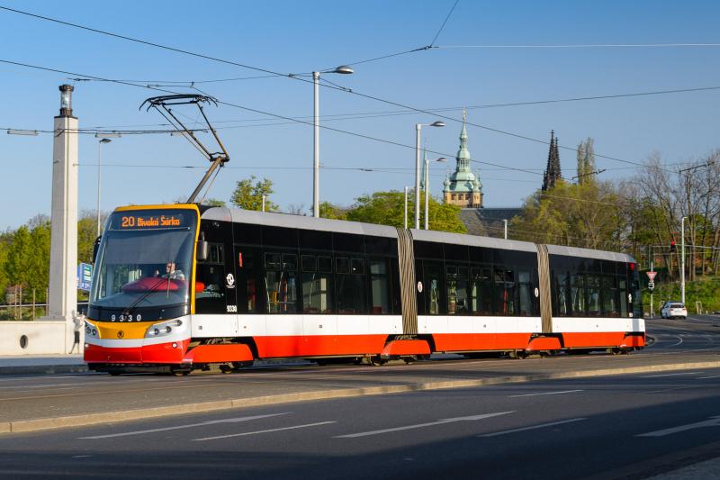 Praha chystá doklimatizaci tramvají Škoda 15T