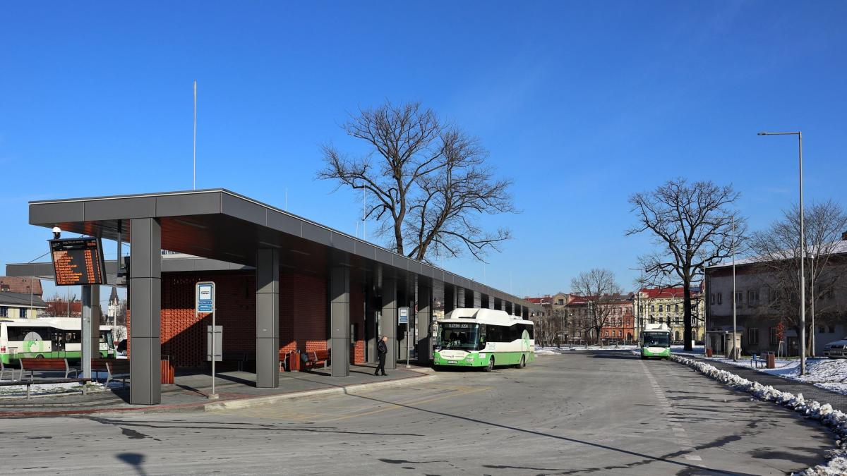 Transdev Slezsko bude dalších deset let provozovat autobusy na Českotěšínsku