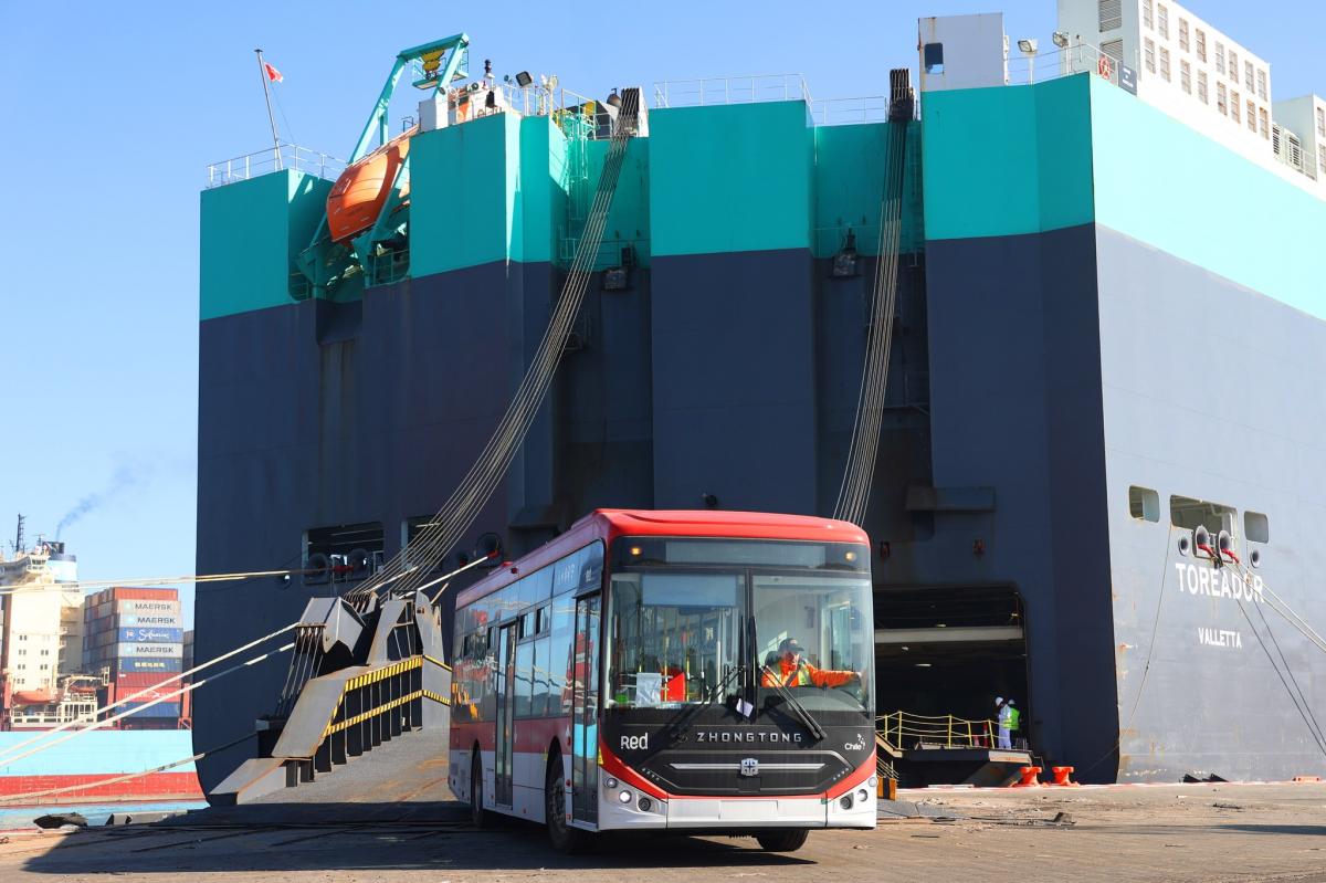 Santiago v Chile během osmi měsíců uvede do provozu 1 800 elektrických autobusů
