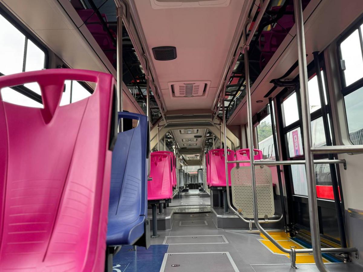 Rychlá autobusová síť v Mexico City slaví 20 let